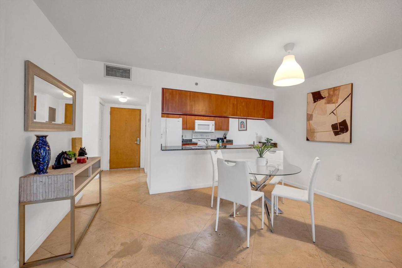 Gorgeous 1Br Condo Brickell-Freeparking Miami Esterno foto