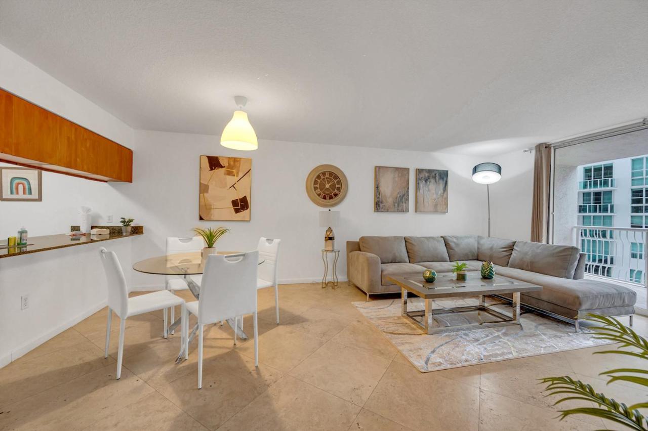 Gorgeous 1Br Condo Brickell-Freeparking Miami Esterno foto